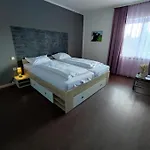 Hoogerland 3*