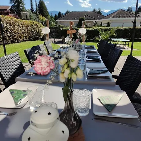Konukevi Hoogerland 3*