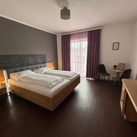 Konukevi Hoogerland 3*